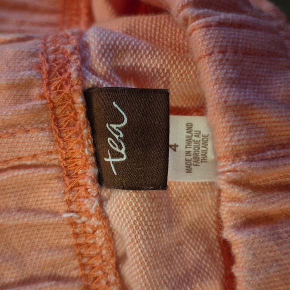 Tea Collection size 4 shorts have defect - Picture 3 of 4